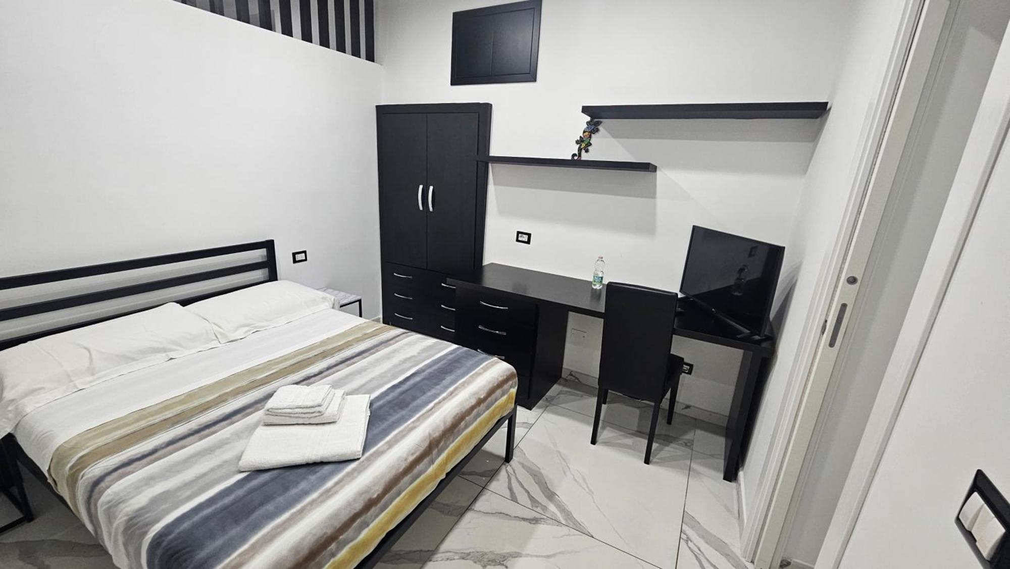 Rooms Vico Giunti Crotone Exterior photo